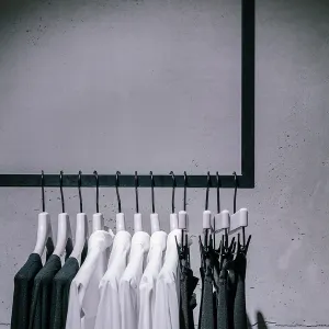 Hence Flagship Store